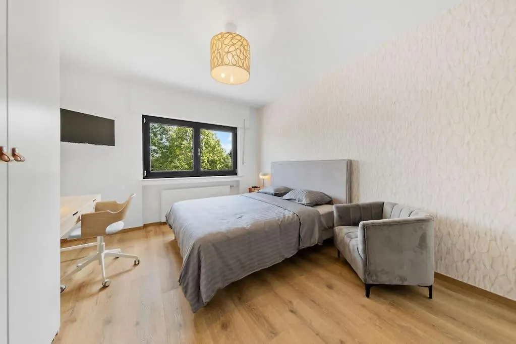 Apartment Villa66 Private Bedroom 3 - Shared Kitchen Livange